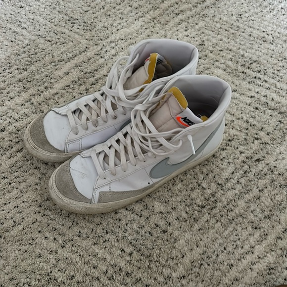 Selling these Nike blazers worn a few times l - Picture 1 of 3